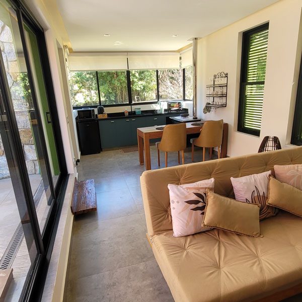 terras-santa-ynes-joanopolis-chale-ipe05