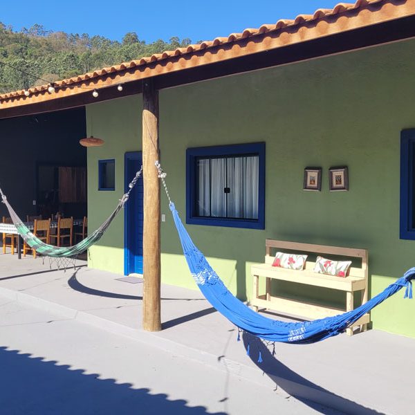 terras-santa-ynes-joanopolis-chale-quintal-da-natureza-01